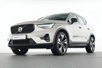 Volvo XC40 din 2022 - oferta VOL169540