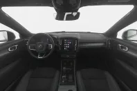 Volvo XC40 din 2022 cu 52.800 km - oferta VOL169540 - foto 3