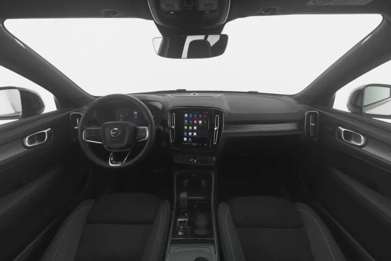 Volvo XC40 din 2022 cu 52.800 km - oferta VOL169540 - foto 3