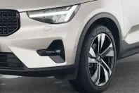 Volvo XC40 din 2022 cu 52.800 km - oferta VOL169540 - foto 8