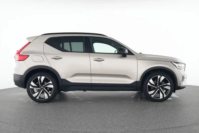 Volvo XC40 din 2022 cu 52.800 km - oferta VOL169540 - foto 11