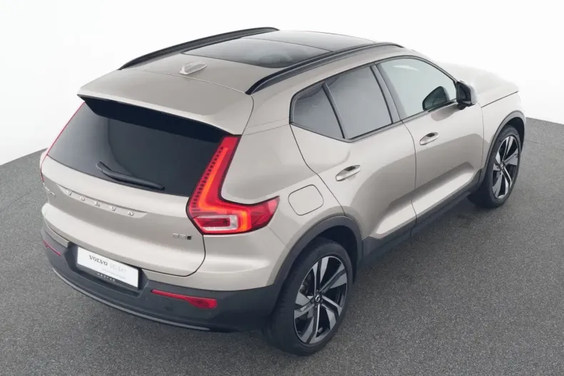Volvo XC40 din 2022 cu 52.800 km - oferta VOL169540 - foto 18