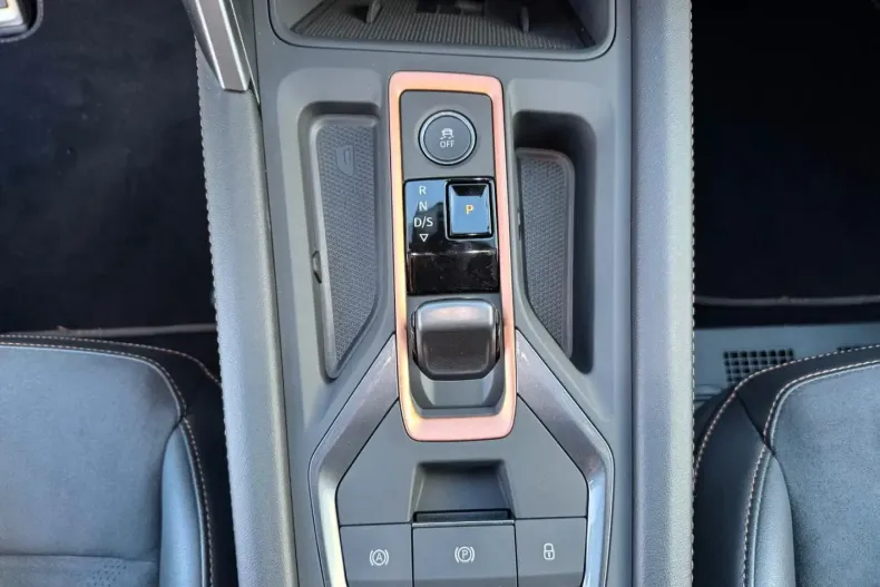 Cupra Formentor din 2025 cu 10.365 km - oferta CUP169541 - foto 18