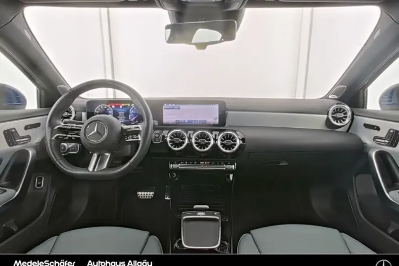 Mercedes-Benz A 250 din 2023 cu 52.792 km - oferta MER169544 - foto 6