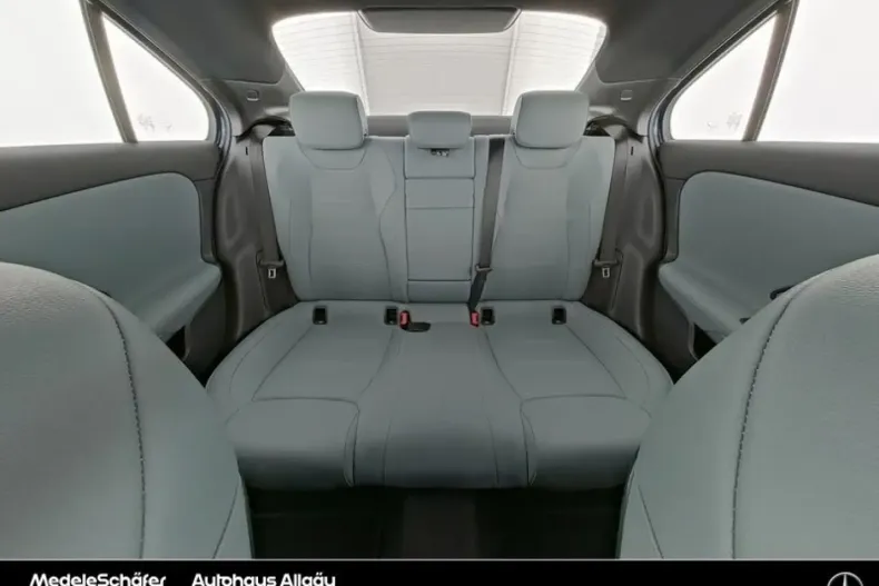 Mercedes-Benz A 250 din 2023 cu 52.792 km - oferta MER169544 - foto 7