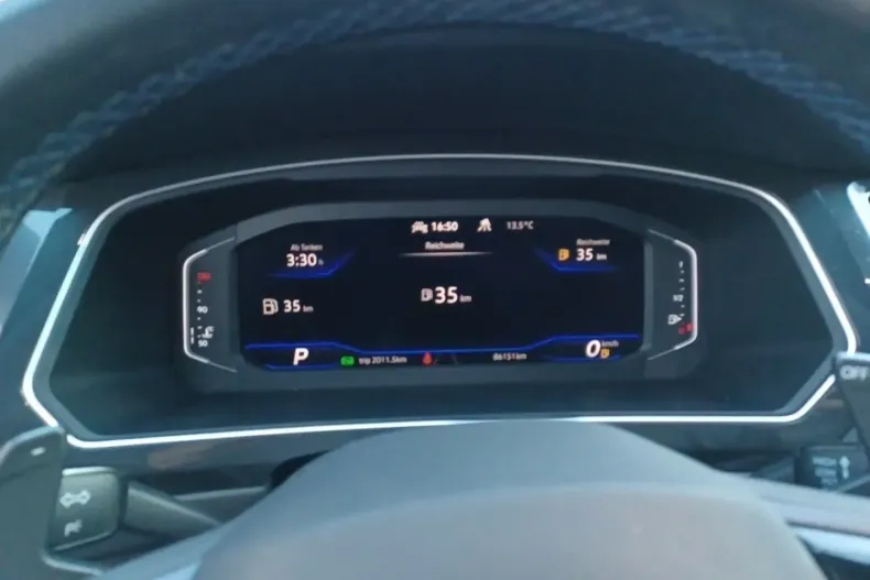 Volkswagen Tiguan din 2022 cu 86.400 km - oferta VOL169545 - foto 9