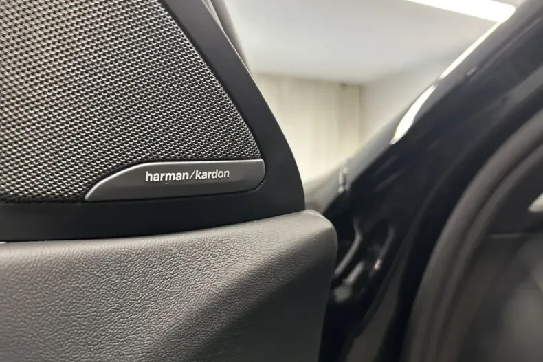 BMW X6 M din 2025 cu 8.206 km - oferta BMW169554 - foto 31