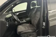 Volkswagen Touareg din 2023 cu 39.998 km - oferta VOL169557 - foto 4