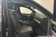 Volkswagen Touareg din 2023 cu 39.998 km - oferta VOL169557 - foto 6