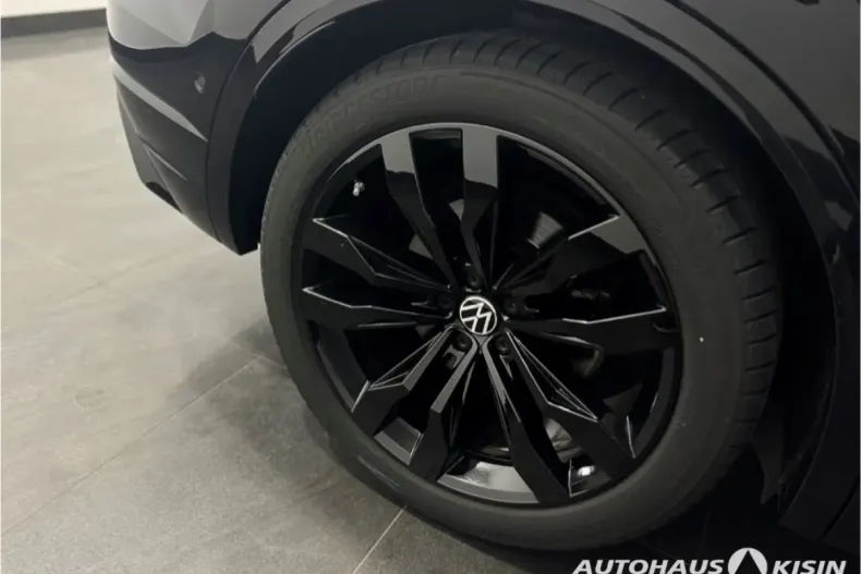 Volkswagen Touareg din 2023 cu 39.998 km - oferta VOL169557 - foto 12