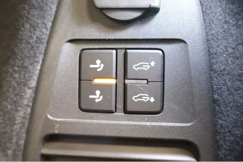 Volkswagen Touareg din 2025 cu 23.169 km - oferta VOL169558 - foto 23