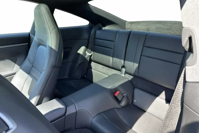 Porsche 992 din 2023 cu 3.500 km - oferta POR169564 - foto 6