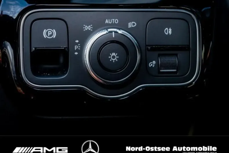 Mercedes-Benz CLA 220 din 2022 cu 88.464 km - oferta MER169566 - foto 12