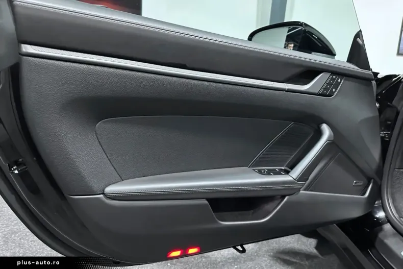 Porsche 992 din 2023 cu 23.500 km - oferta POR169571 - foto 12