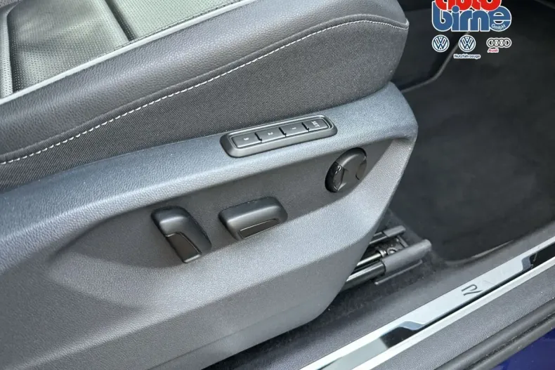 Volkswagen Tiguan Allspace din 2022 cu 79.729 km - oferta VOL169573 - foto 12