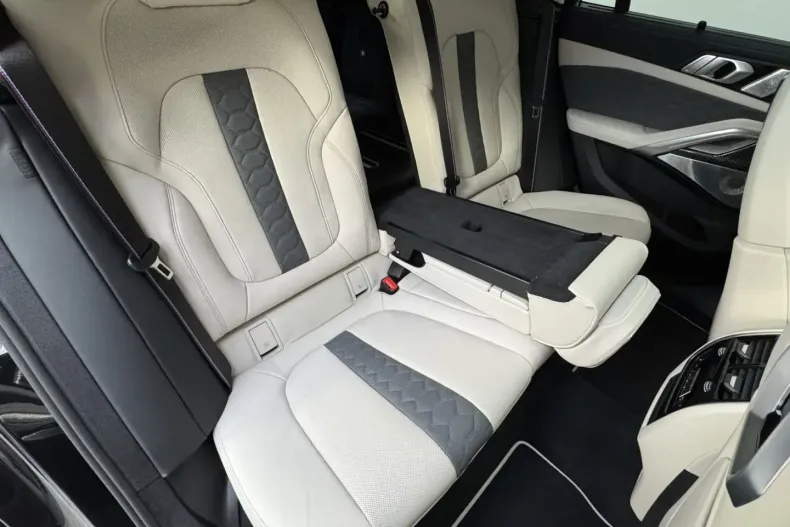 BMW X6 M din 2025 cu 4.635 km - oferta BMW169578 - foto 28