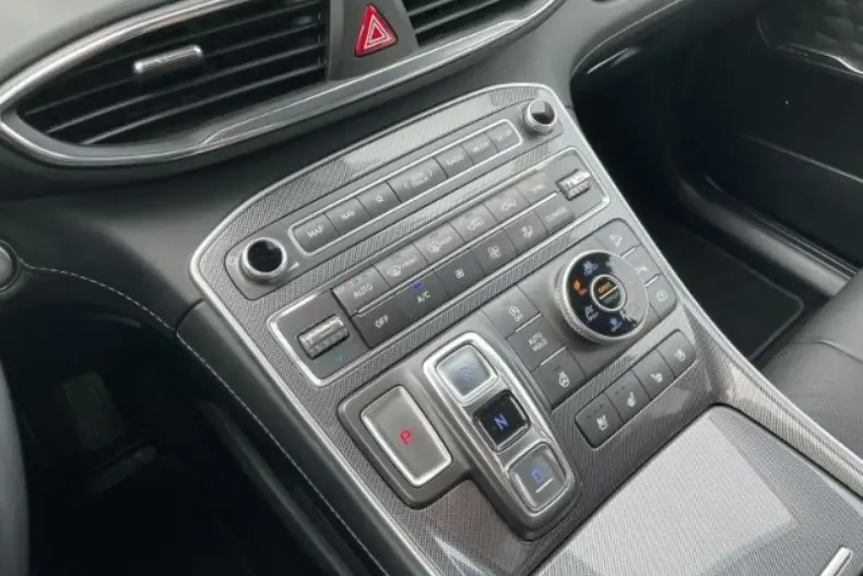 Hyundai SANTA FE din 2022 cu 90.256 km - oferta HYU169584 - foto 16