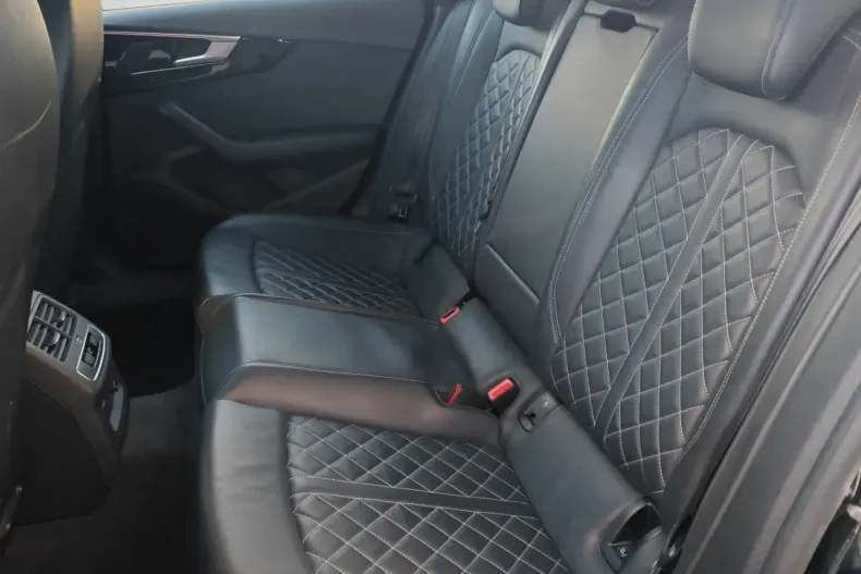 Audi A5 din 2022 cu 99.700 km - oferta AUD169585 - foto 13