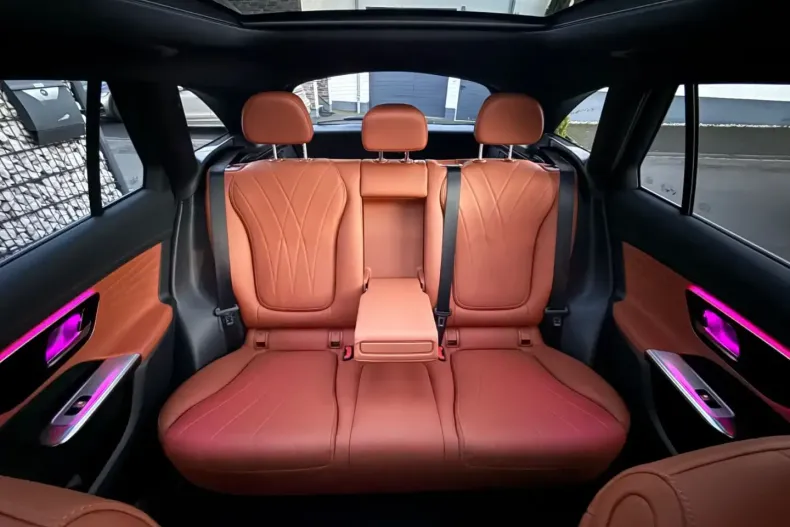 Mercedes-Benz GLC 300 din 2024 cu 39.400 km - oferta MER169600 - foto 19