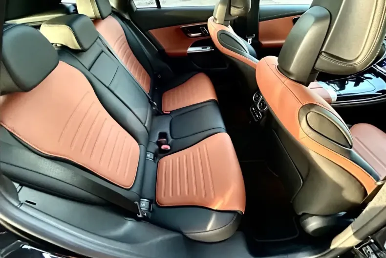 Mercedes-Benz GLC 220 din 2023 cu 18.500 km - oferta MER169601 - foto 25