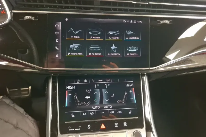 Audi Q8 din 2022 cu 57.178 km - oferta AUD169619 - foto 12