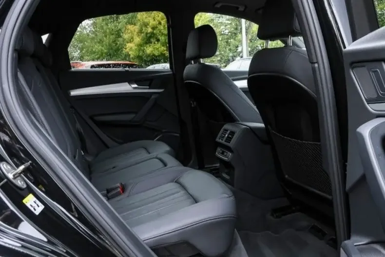 Audi Q5 din 2025 cu 28.640 km - oferta AUD169622 - foto 9