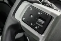 Land Rover Defender din 2023 cu 26.040 km - oferta LAN169629 - foto 17