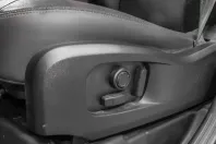 Land Rover Defender din 2023 cu 26.040 km - oferta LAN169629 - foto 18