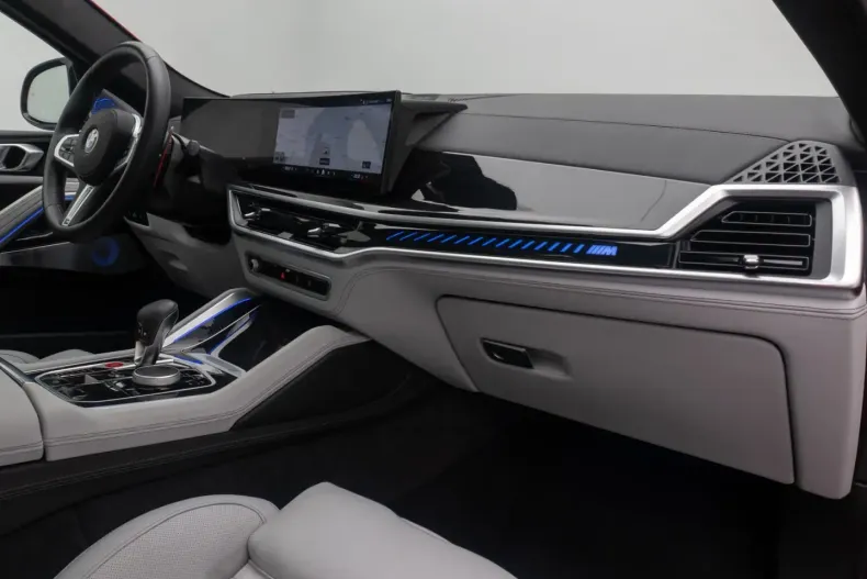 BMW X6 M din 2025 cu 7.989 km - oferta BMW169637 - foto 22