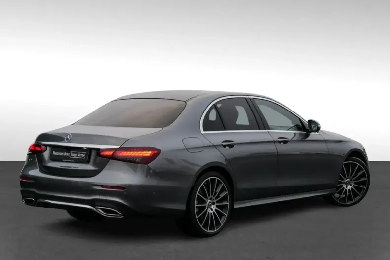 Mercedes-Benz E 450 din 2023 cu 67.342 km - oferta MER169643 - foto 2