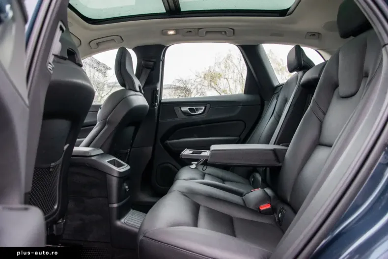 Volvo XC60 din 2021 cu 104.680 km - oferta VOL169645 - foto 16