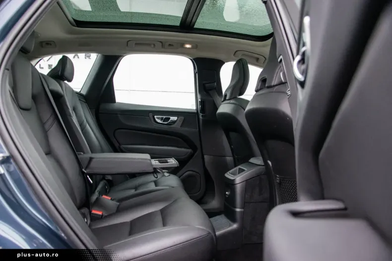 Volvo XC60 din 2021 cu 104.680 km - oferta VOL169645 - foto 17