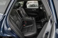 Volvo XC60 din 2021 cu 87.900 km - oferta VOL169646 - foto 17