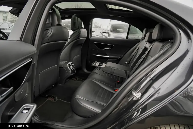 Mercedes-Benz C 300 din 2022 cu 81.200 km - oferta MER169647 - foto 19