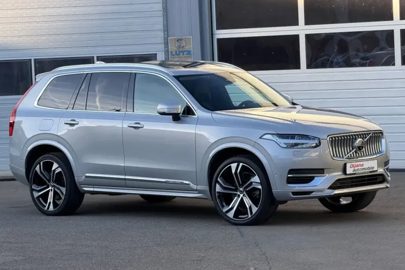 Volvo XC90 din 2022 cu 46.500 km - oferta VOL169648 - foto 3