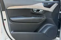 Volvo XC90 din 2022 cu 46.500 km - oferta VOL169648 - foto 11