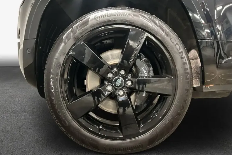 Land Rover Defender din 2023 cu 47.858 km - oferta LAN169649 - foto 9