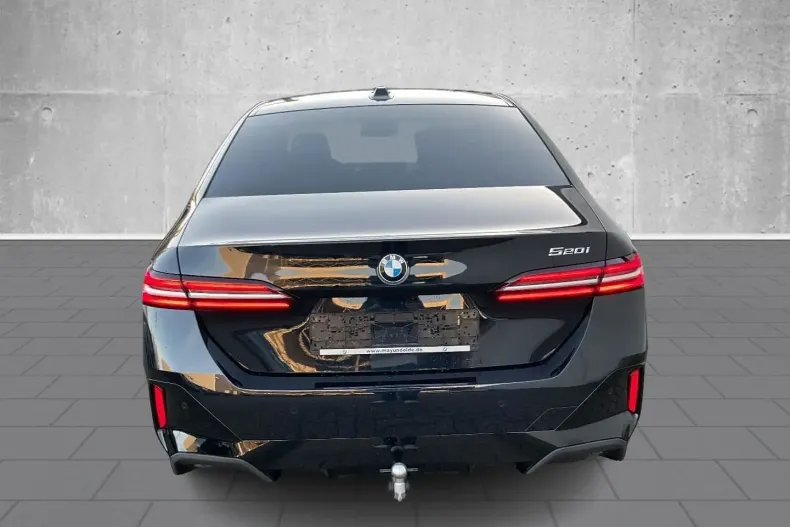 BMW 520 din 2025 cu 8.700 km - oferta BMW169661 - foto 17