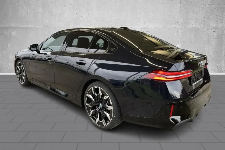 BMW 520 din 2025 cu 8.084 km - oferta BMW169662 - foto 5