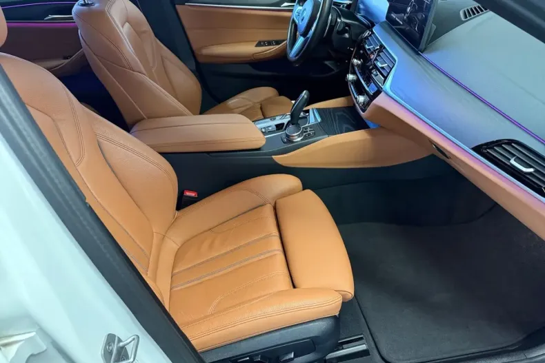 BMW 530 din 2022 cu 84.600 km - oferta BMW169664 - foto 17