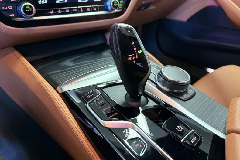 BMW 530 din 2022 cu 84.600 km - oferta BMW169664 - foto 21