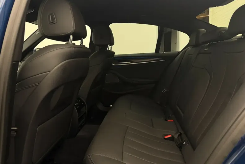 BMW 530 din 2022 cu 84.950 km - oferta BMW169665 - foto 18