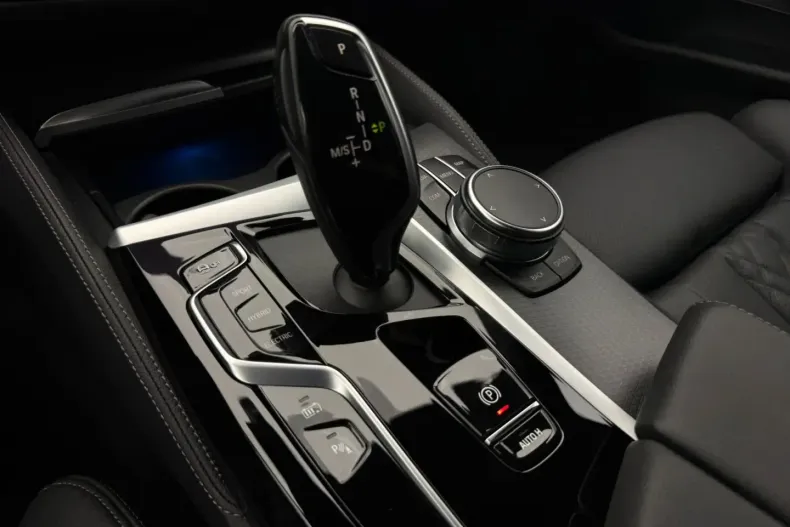 BMW 530 din 2022 cu 84.950 km - oferta BMW169665 - foto 36