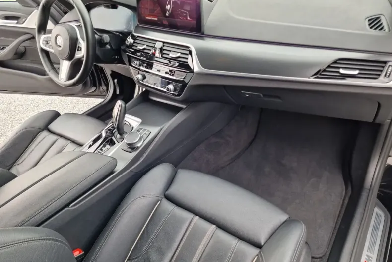 BMW 520 din 2021 cu 83.100 km - oferta BMW169671 - foto 14