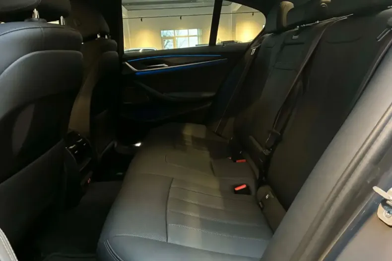 BMW 530 din 2023 cu 36.000 km - oferta BMW169674 - foto 13