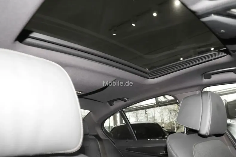 BMW 520 din 2021 cu 84.133 km - oferta BMW169683 - foto 10