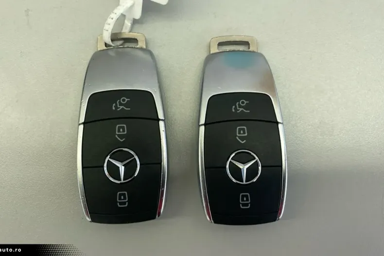 Mercedes-Benz GLE 450 din 2021 cu 68.800 km - oferta MER169688 - foto 31