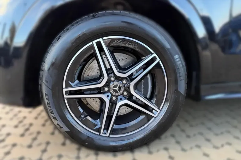 Mercedes-Benz GLE 300 din 2025 cu 13.528 km - oferta MER169690 - foto 4