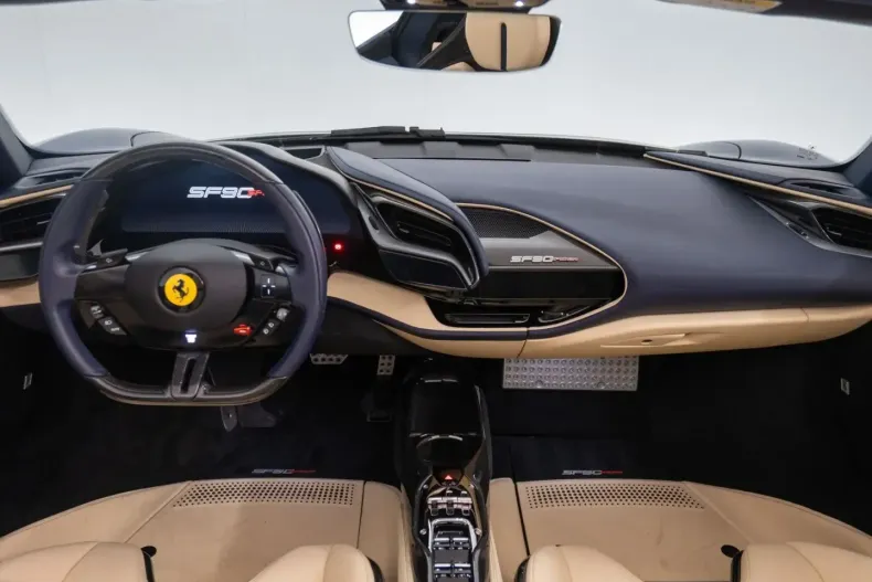 Ferrari SF90 din 2023 cu 2.300 km - oferta FER169719 - foto 28