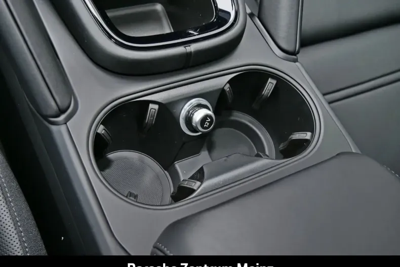 Porsche Cayenne din 2025 cu 18.700 km - oferta POR169727 - foto 38